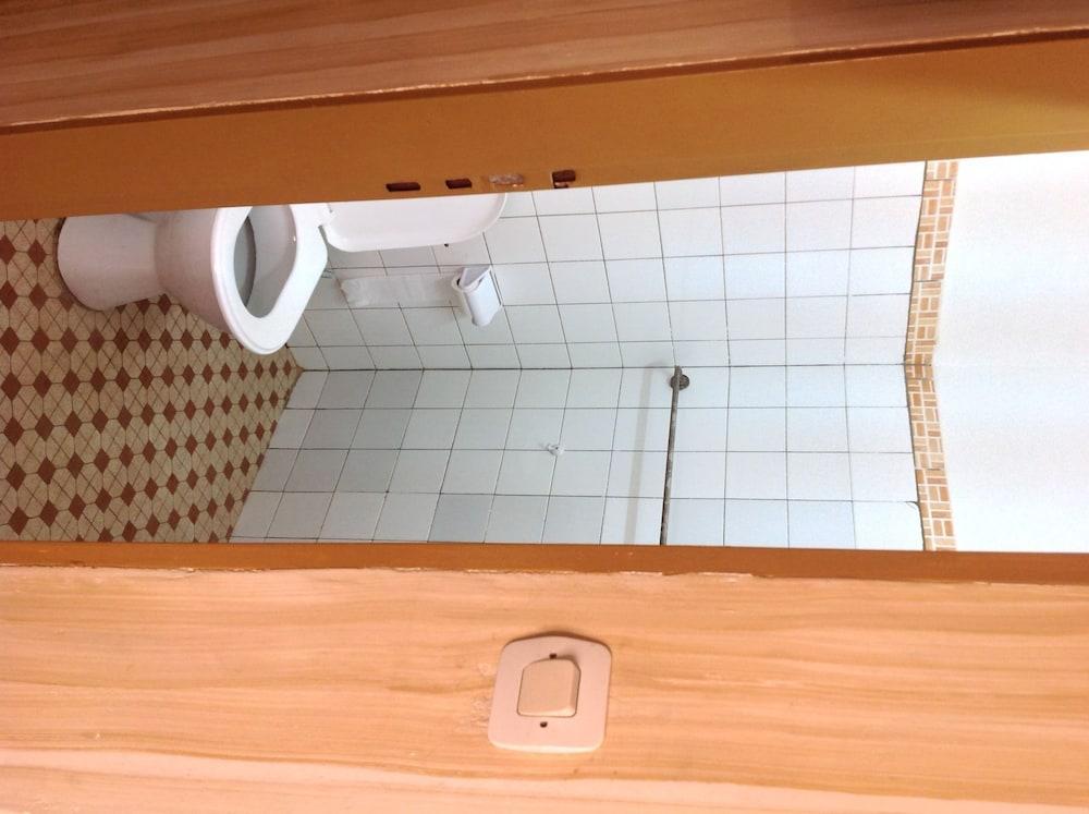 Ouaga Beach Hotel Ouagadougou Dış mekan fotoğraf
