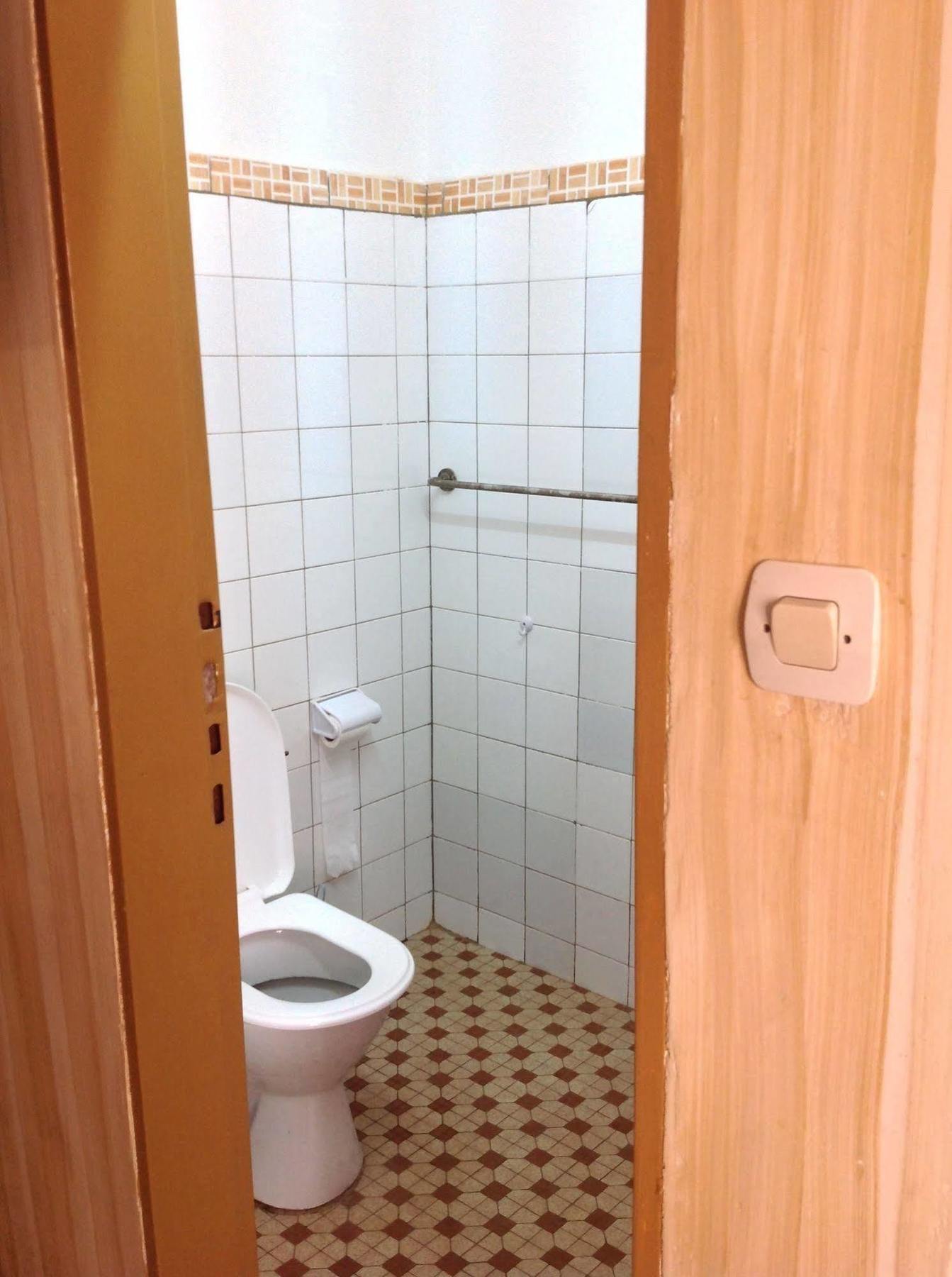 Ouaga Beach Hotel Ouagadougou Dış mekan fotoğraf