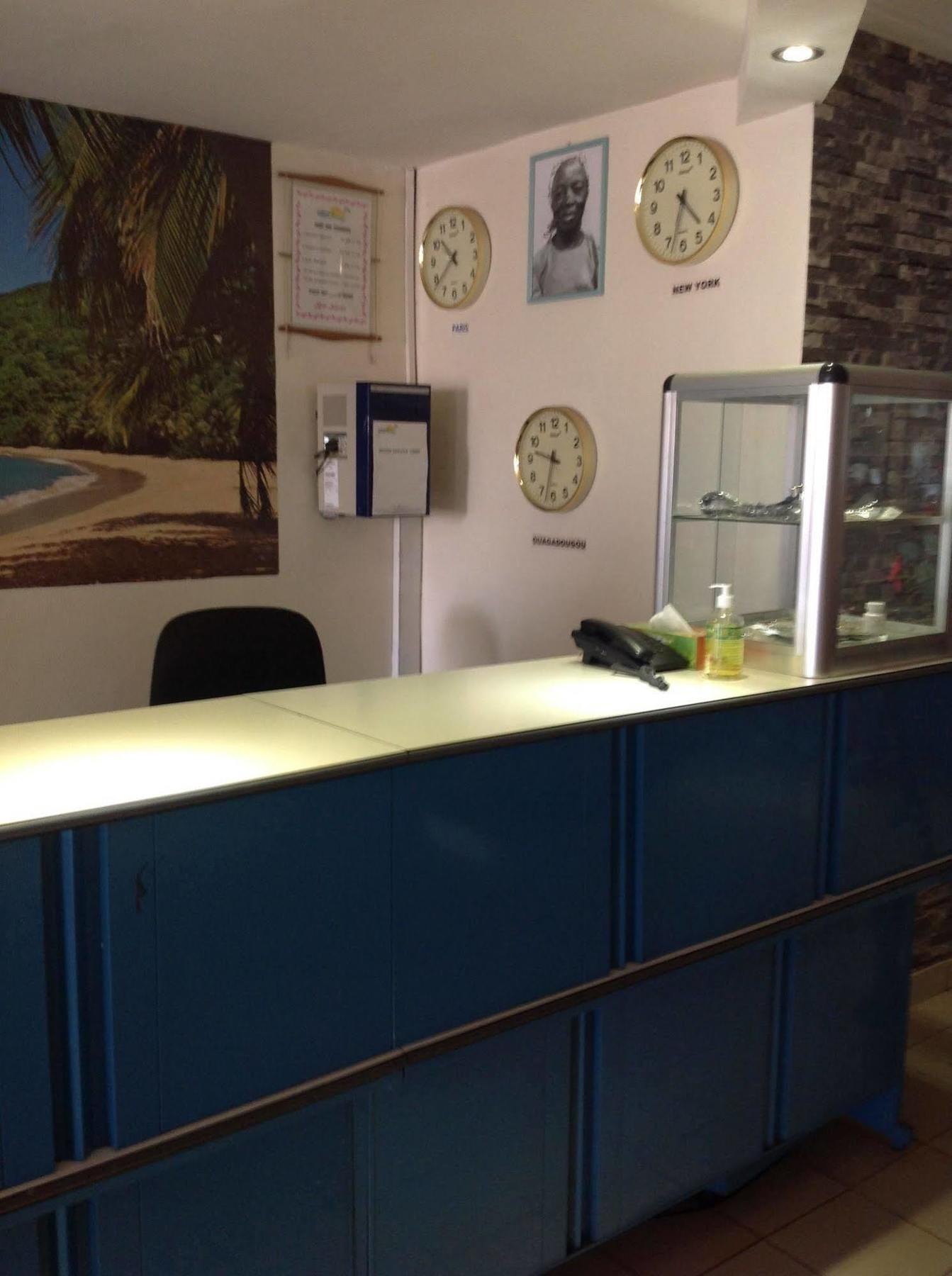 Ouaga Beach Hotel Ouagadougou Dış mekan fotoğraf